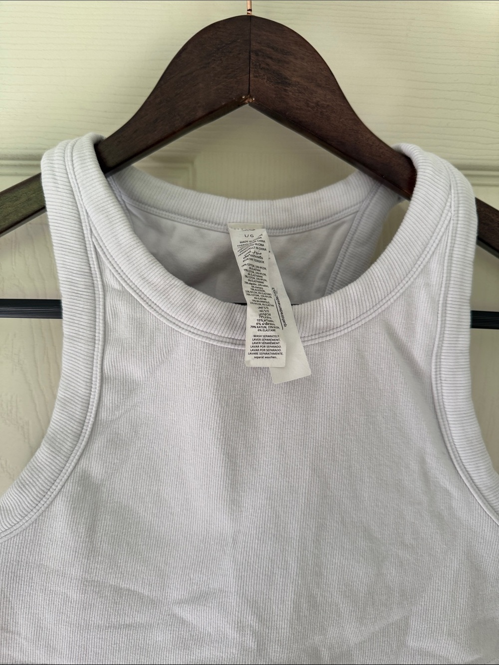 ALO Yoga White Ribbed Crop Tank Top - Picture 3 of 5